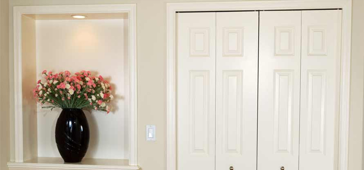 residential closet door repair in Escalon